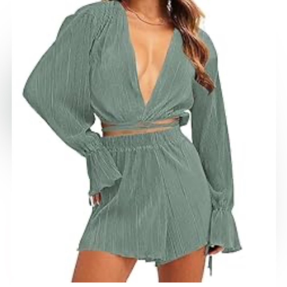 Sage green Zaful Elegant Pleated Two-Piece Set